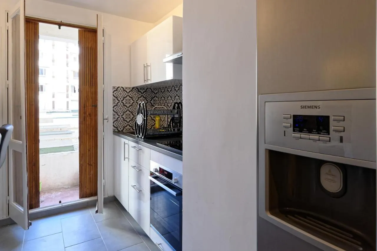 Appartement Un été sans fin à Marseille 0*,  France